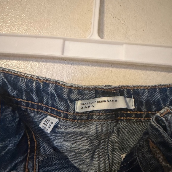 Zara Distressed Blue Jean Shorts - Picture 3 of 10